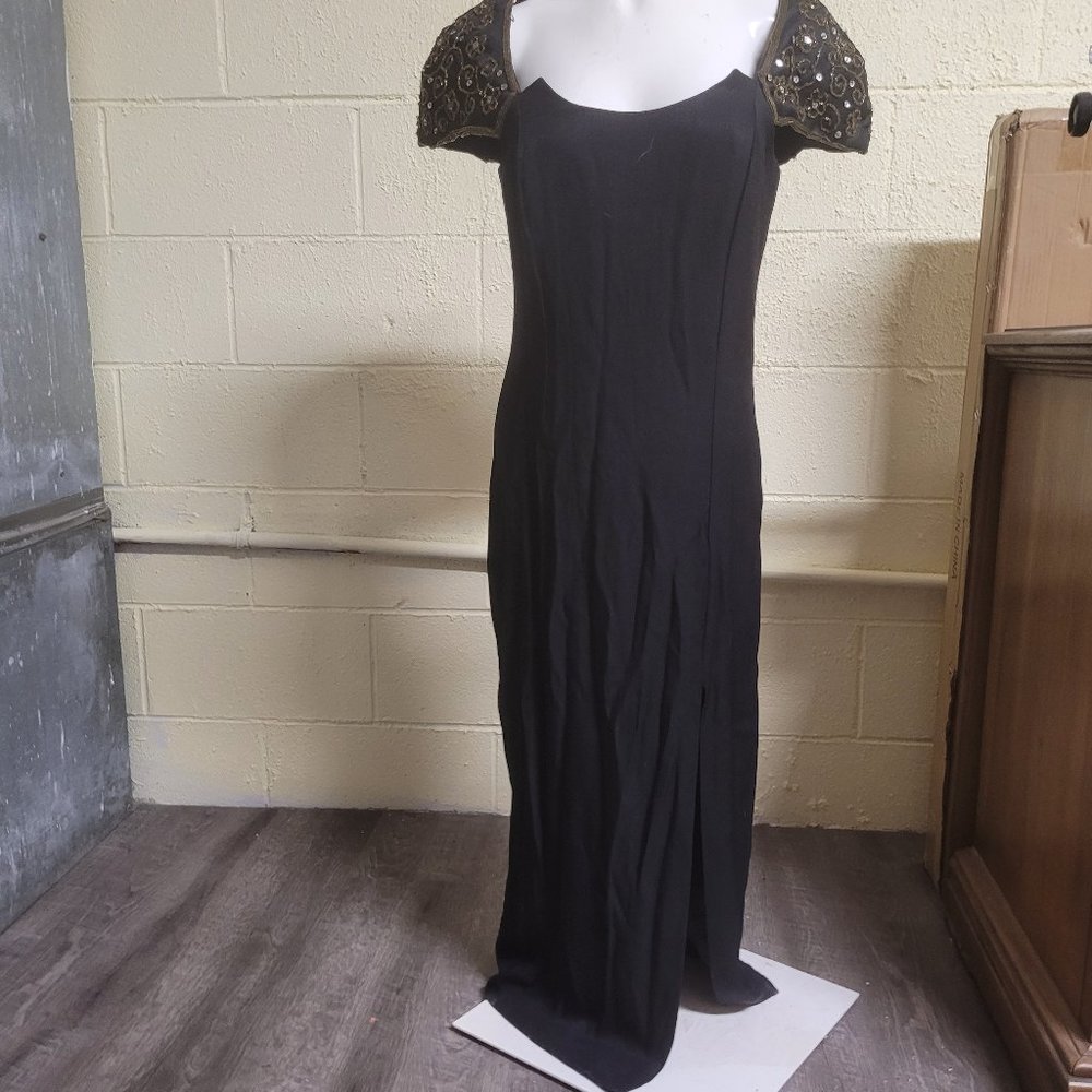 BRAND NEW W/O TAGS Night Way Collections Evening Gown Size 8